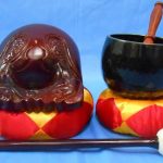 cách gõ chuông khi thắp hương